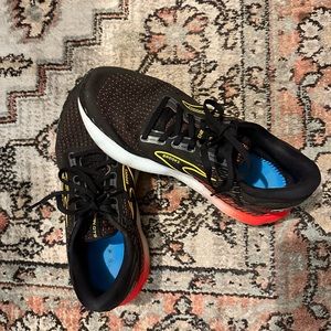 Brooks Men’s Size 9.5 Glycerin GTS 20 Shoe